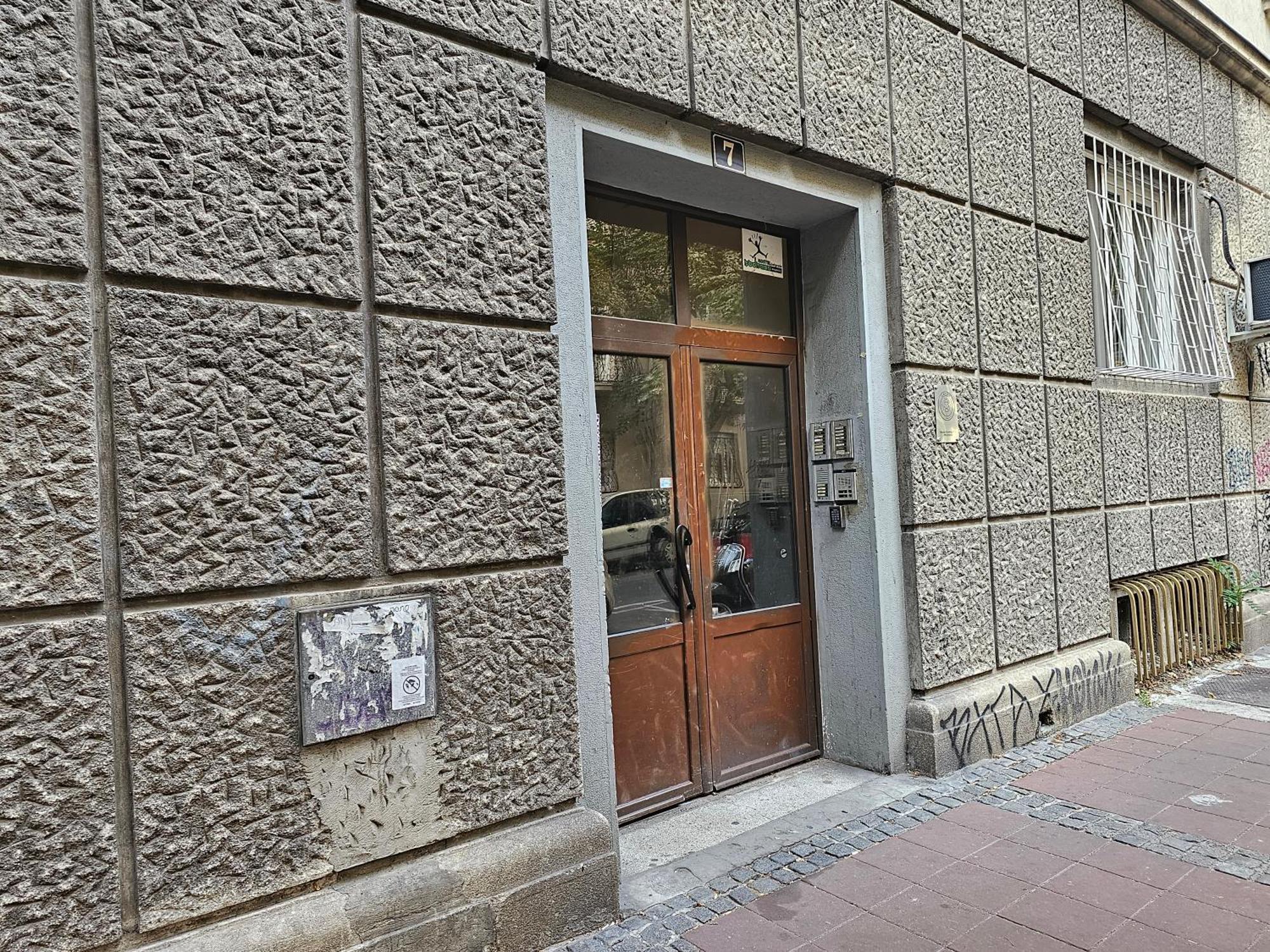 The Traveling Theater Hostel Belgrade Exterior photo